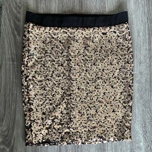 NWOT TORRID gold sequin mini skirt- size 0 / large / 12